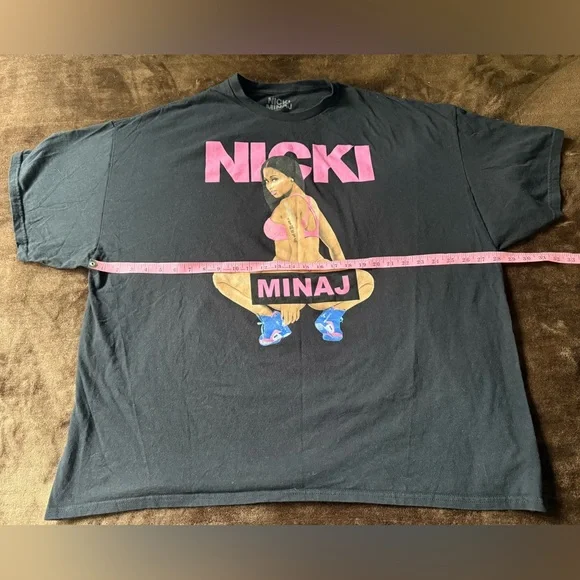 Nicki Minaj Oversized Graphic Tee - Picture 3 of 4